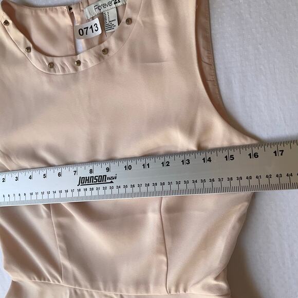 FOREVER 21 Women’s Sleeveless Peplum Blouse size S, Light Pink - Picture 3 of 9